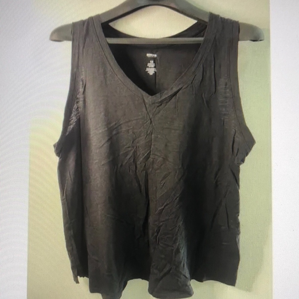 Old Navy Black Sleeveless Tank Top